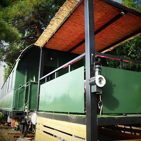 La Gare De Millas 外观 照片